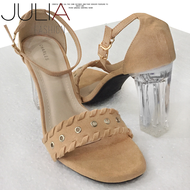 Giày sandal gót vuông GV630 đế trong quai ngang đục lỗ sang chảnh (kem, đen)