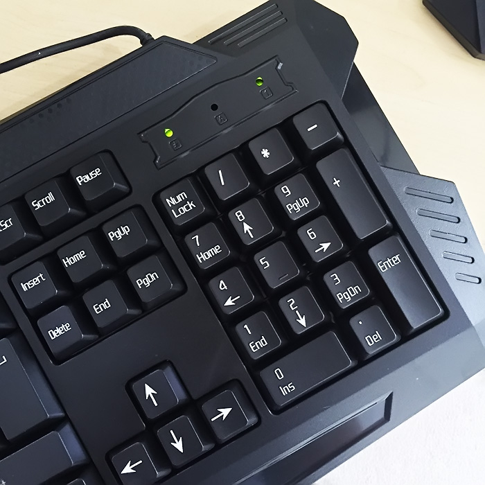 Bàn phím chuyên game R8 1831 Led 7 màu