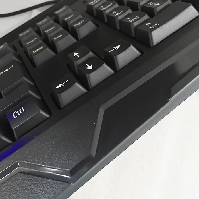 Bàn phím chuyên game R8 1831 Led 7 màu