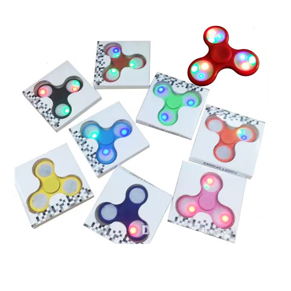Con quay Spinner có đèn Led phát sáng