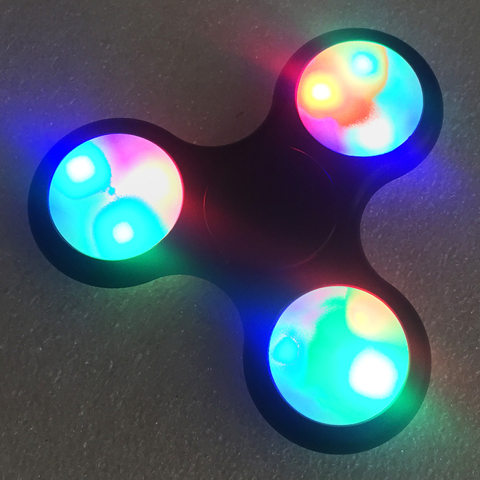 Con quay Spinner có đèn Led phát sáng