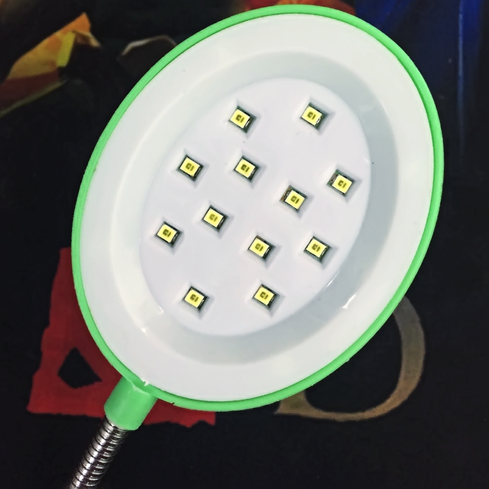 Đèn Led đê bàn chống cận hình thú cho bé (giao ngẫu nhiên)