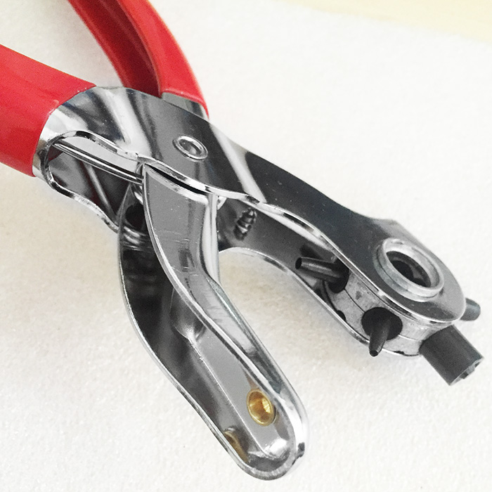 Kềm bấm lỗ dây nịt tiện dụng