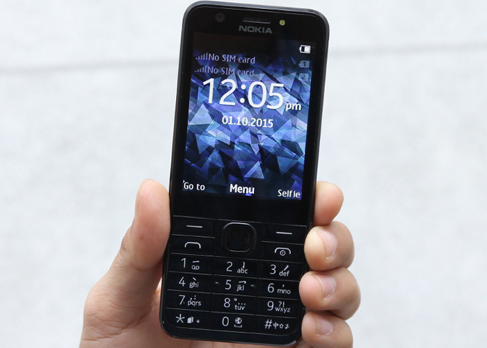 Điện thoại Nokia 230 + thẻ 8GB (đen, bạc)