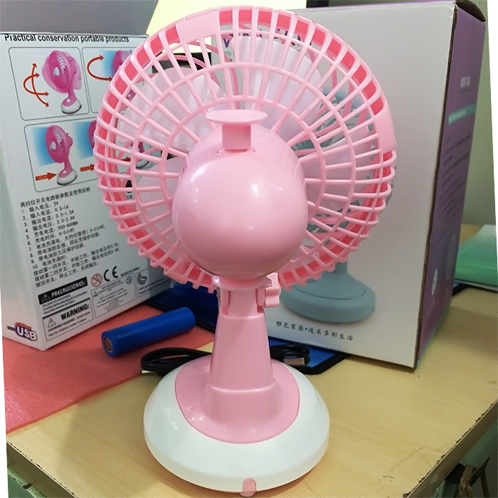 Quạt sạc USB để bàn mini xoay 360 độ 2028 (hồng)