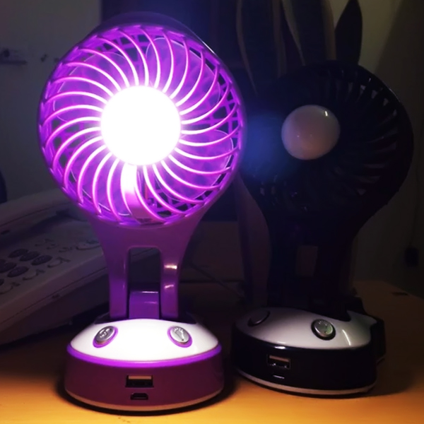 Quạt sạc tích điện YX-102 có đèn Led chiếu sáng thế hệ mới