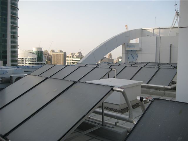 Máy nước nóng NLMT Solahart